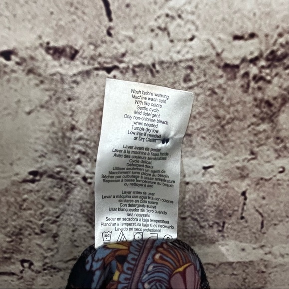 A Pea In The Pod Navy Paisley Long Sleeve Blouse - Picture 9 of 10